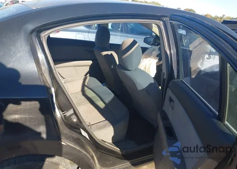 2008 Nissan Sentra 2.0 from USA, damaged, VIN 3N1AB61E18L635774